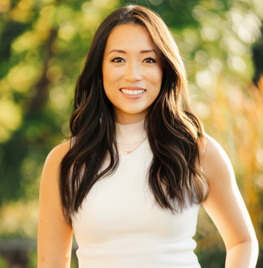 Dr. Kayee Herzberg